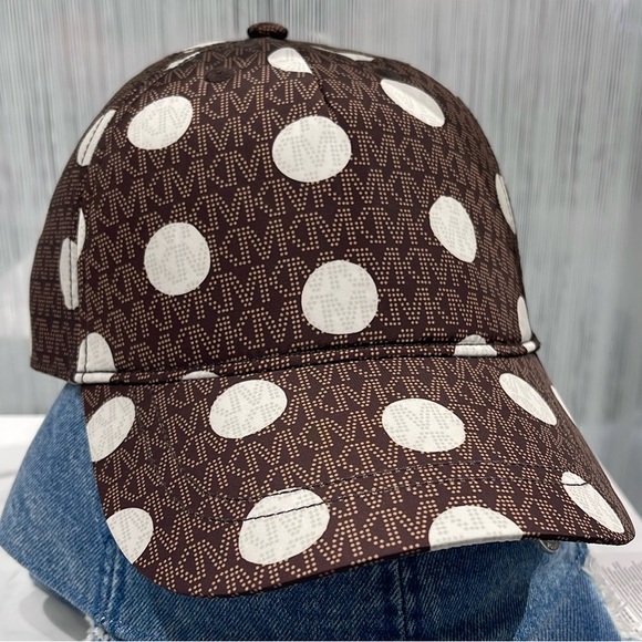 Michael Kors Women's Baseball Cap Hat Adjustable OS Chocolate BROWN DOTS
NWT - Picture 1 of 16